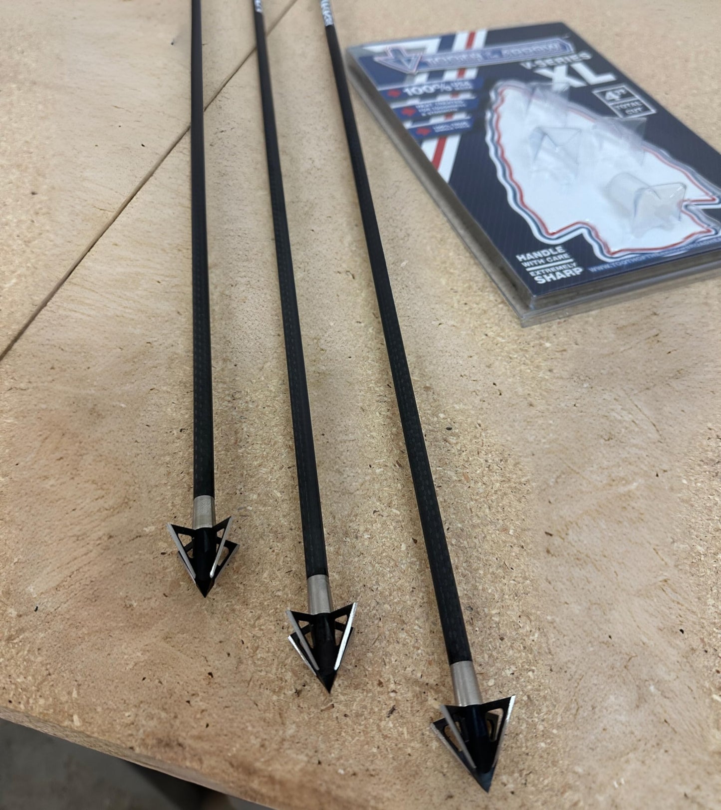 TOTA | 100 grain XL broadhead | 1-3/16-inch vented | fixed blade